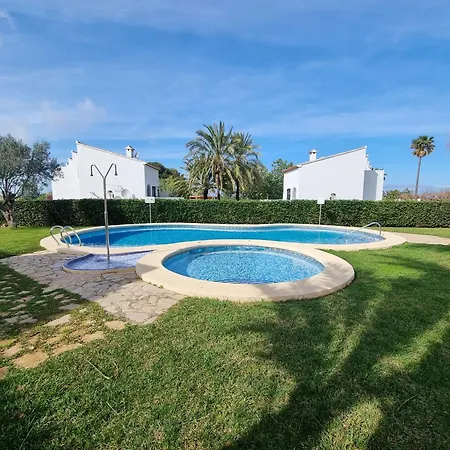 Daire Bello Apartamento Con Piscina Y Parking Gratuito A Un Paso Del Centro *